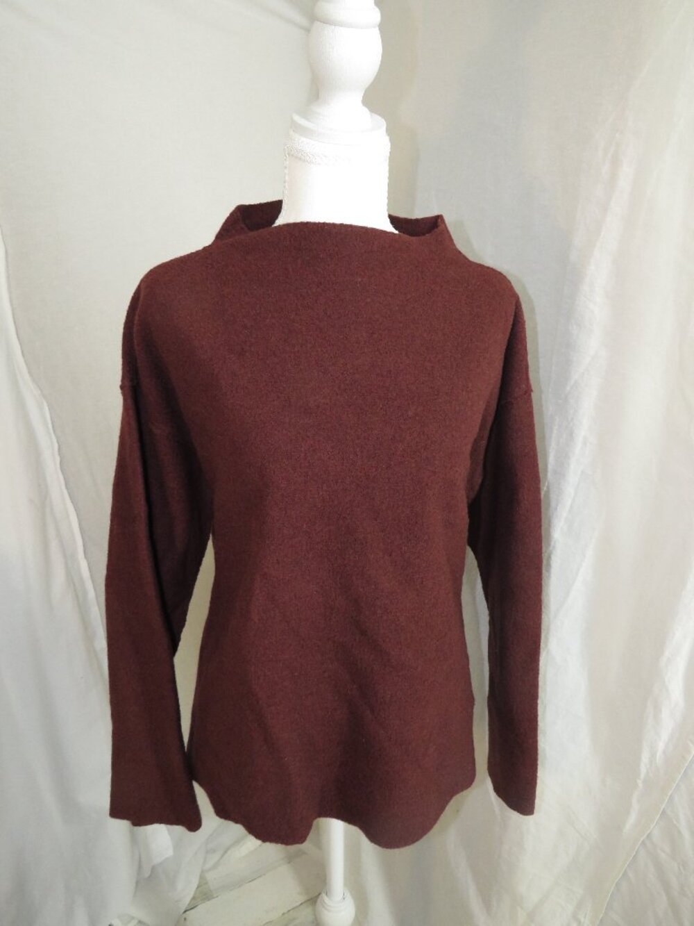 Eileen Fisher 100% Wool Sweater XS Brown Minimalist Cozy Fall Winter Pullover
